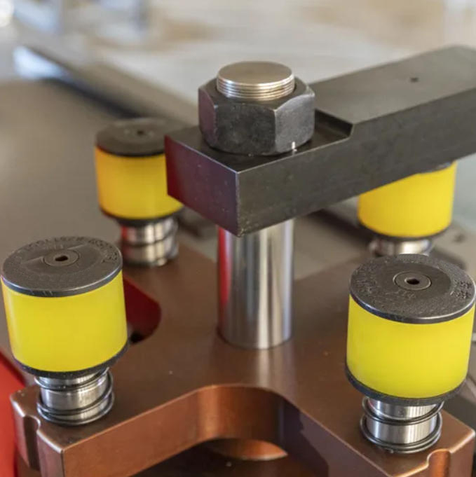 Fully-automatic Busbar Punching Bending Cutting Machine
